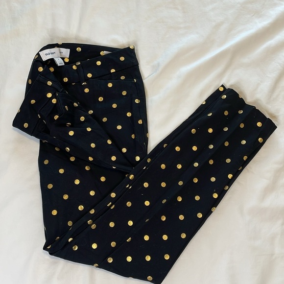 OLD NAVY Women’s Black with Gold Dots Pixie Stretch Ankle Pants Size 4 - Picture 1 of 10